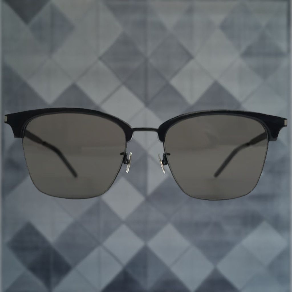 VINTAGE Saint Laurent Designer Sunglasses SL340 001 Black Square