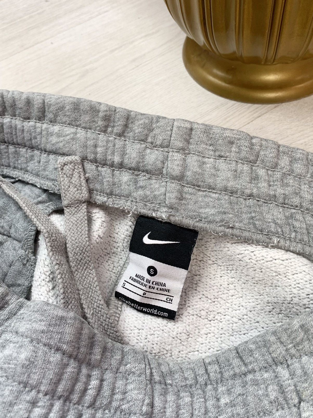 Vintage Nike Vintage Y2K Embroidered Swoosh Pants Mens Grey Size S-M Size US 31 - 8 Thumbnail