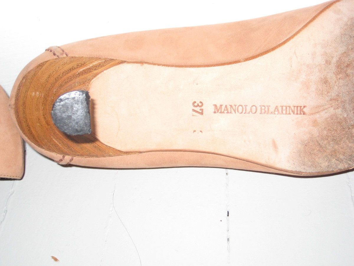 Manolo Blahnik Manolo Blahnik Tan Leather Kitten Heel Size US 7 / IT 37 - 5 Thumbnail