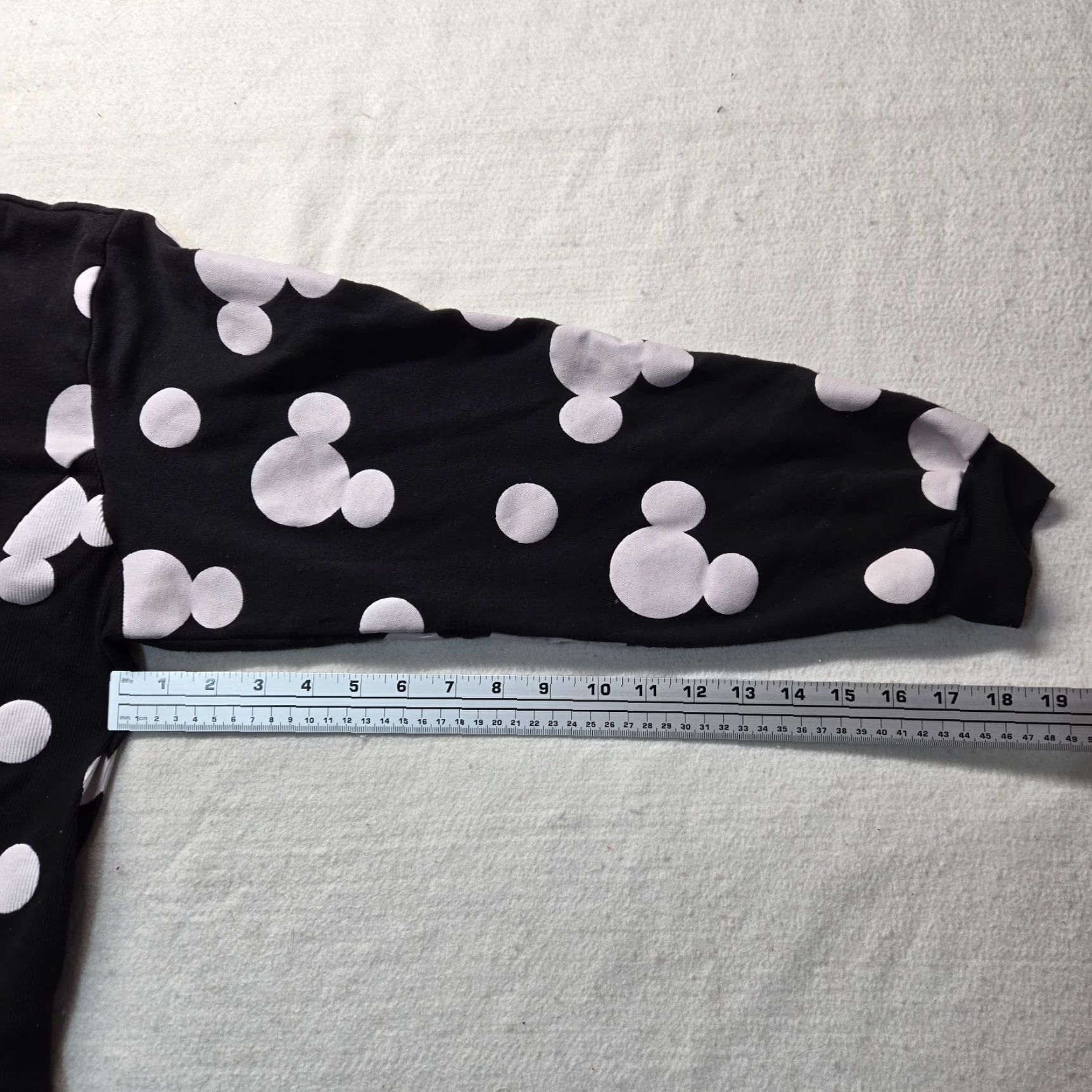 Disney Disney Mickey Mouse Pullover Sweater Women XXL Black Shirt Adults Women's Size 2XL Disney Black Mickey Mouse Pullover Sweater Women 2XL Size XXL / US 16-18 / IT 52-54 - 5 Thumbnail
