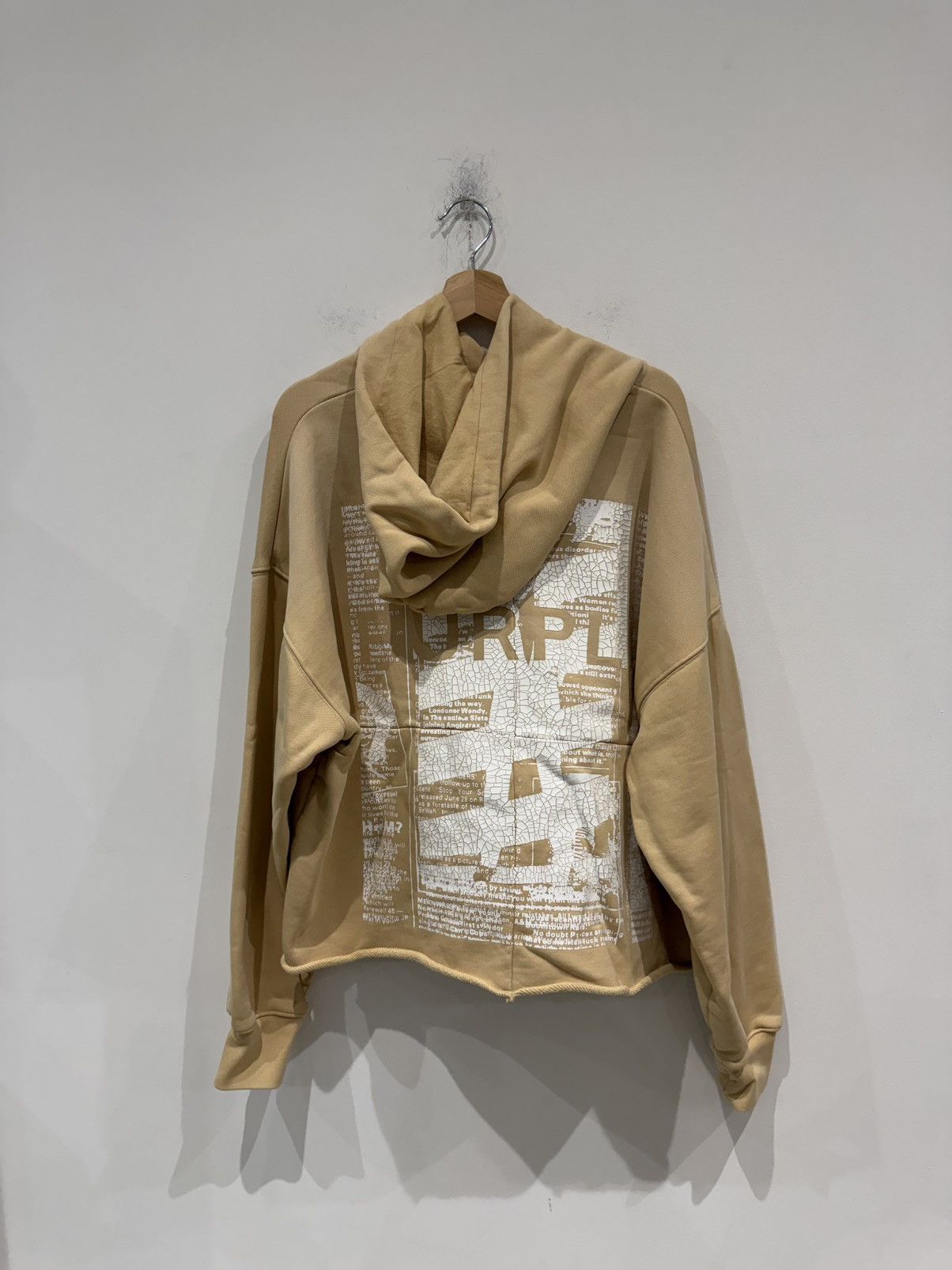 Purple Brand Purple Brand Newsprint Cropped Hoodie Beige Size: L Size US L / EU 52-54 / 3 - 7 Thumbnail
