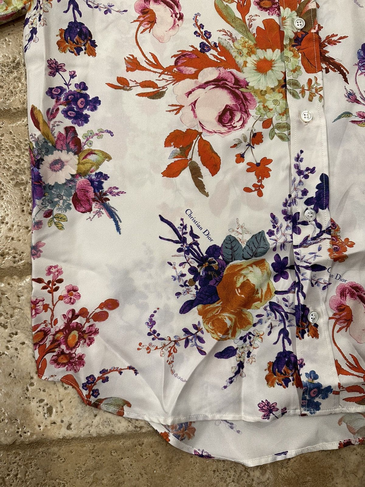 Dior Dior x Kaws Kim Jones Silk Floral Button Up Bee Logo Shirt Size US M / EU 48-50 / 2 - 5 Thumbnail