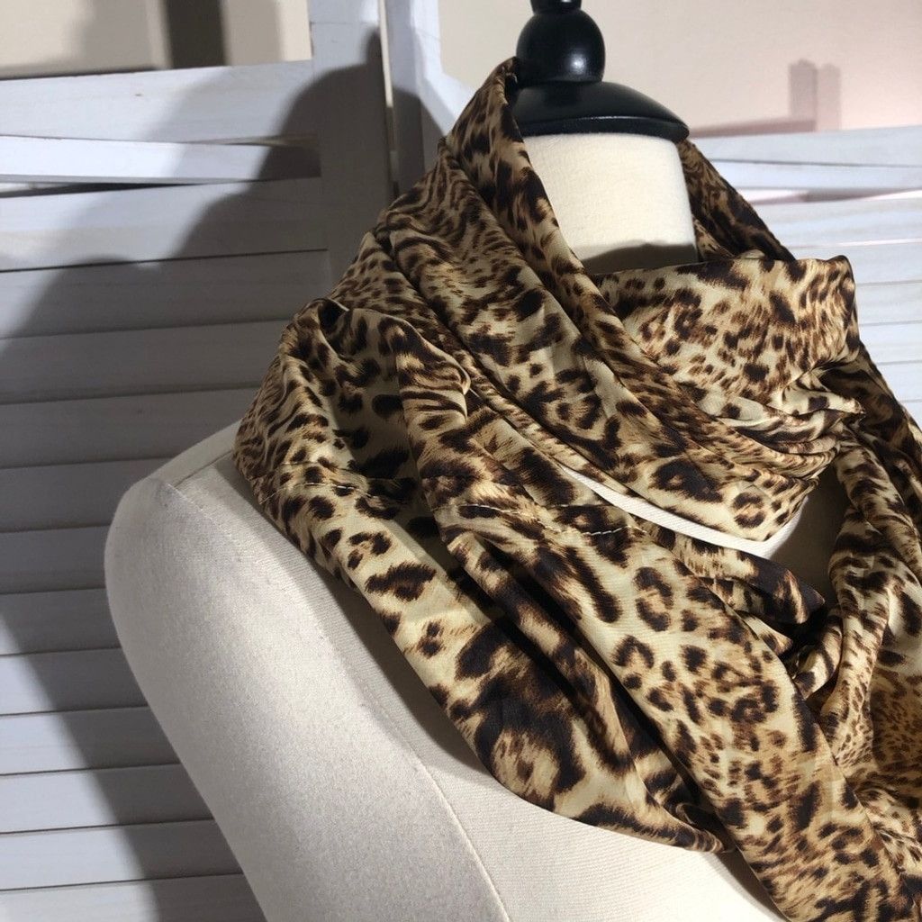 H&M Infinity Loop Scarf Animal Print Cheetah Soft Brown/Beige Size ONE SIZE - 3 Thumbnail