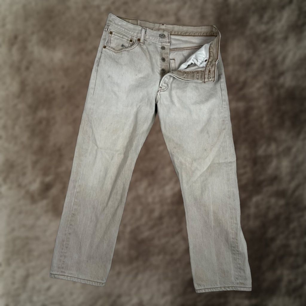 Levi's VINTAGE Levi’s 501 Jeans Denim Brown Beige 30x27 Mens Regular 5-Pocket Distressed Stained Medium Wash USA Mexico 90s Grunge Pattern Vintage Size US 30 / EU 46 - 1 Thumbnail