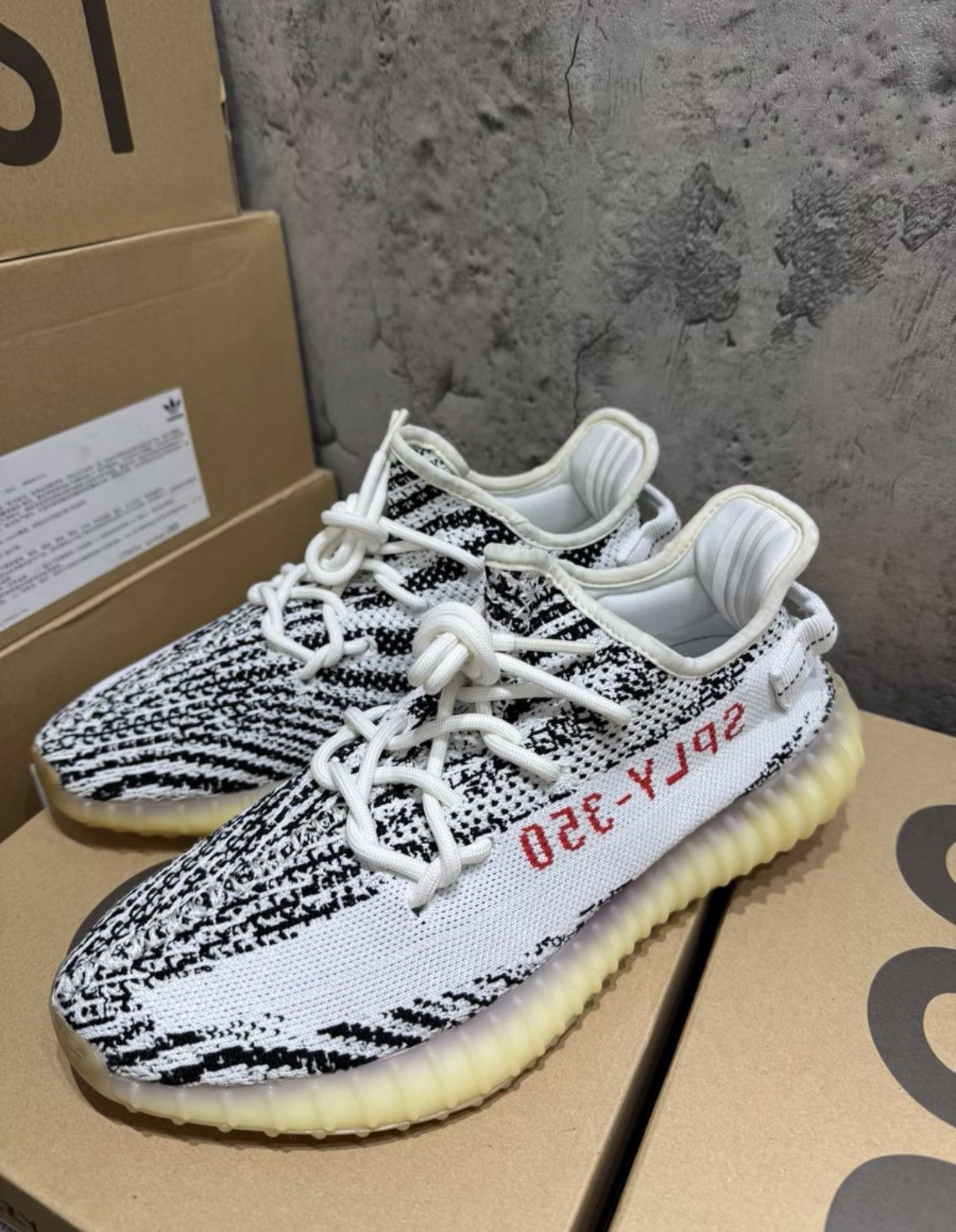 Adidas Adidas Yeezy 350 Zebra, 2018 Release K37 Size US 8.5 / EU 41-42 - 6 Thumbnail