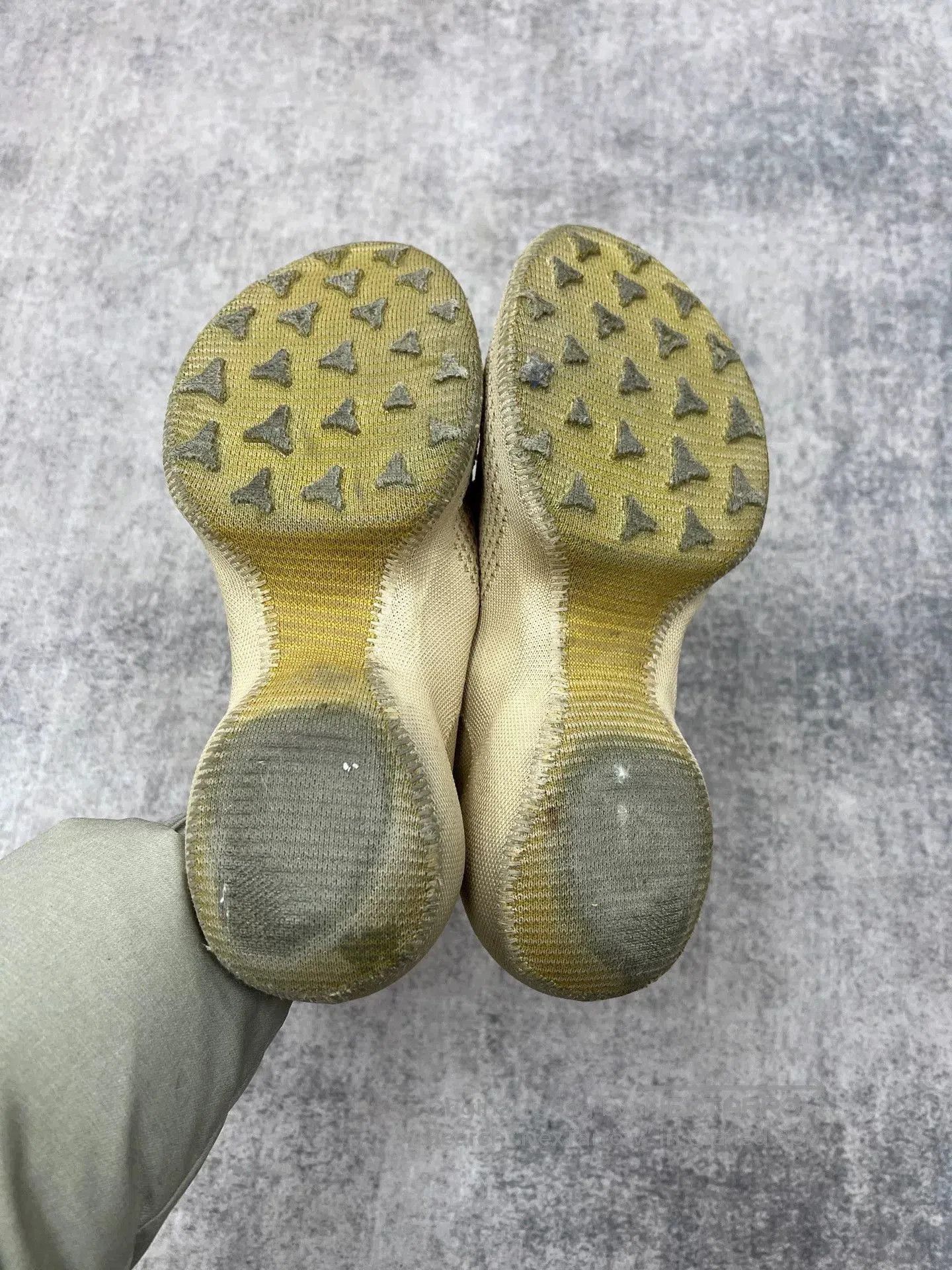 Givenchy Givenchy Knit Sneakers. Size US 9 / EU 42 - 8 Thumbnail