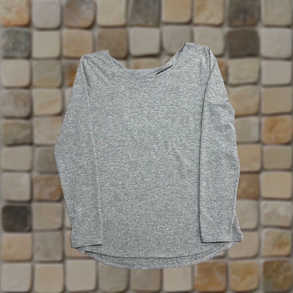 Athleta Athleta Top Womens M Gray Knit Moisture Wicking Athleisure Gym Training Size M / US 6-8 / IT 42-44 - 1 Thumbnail