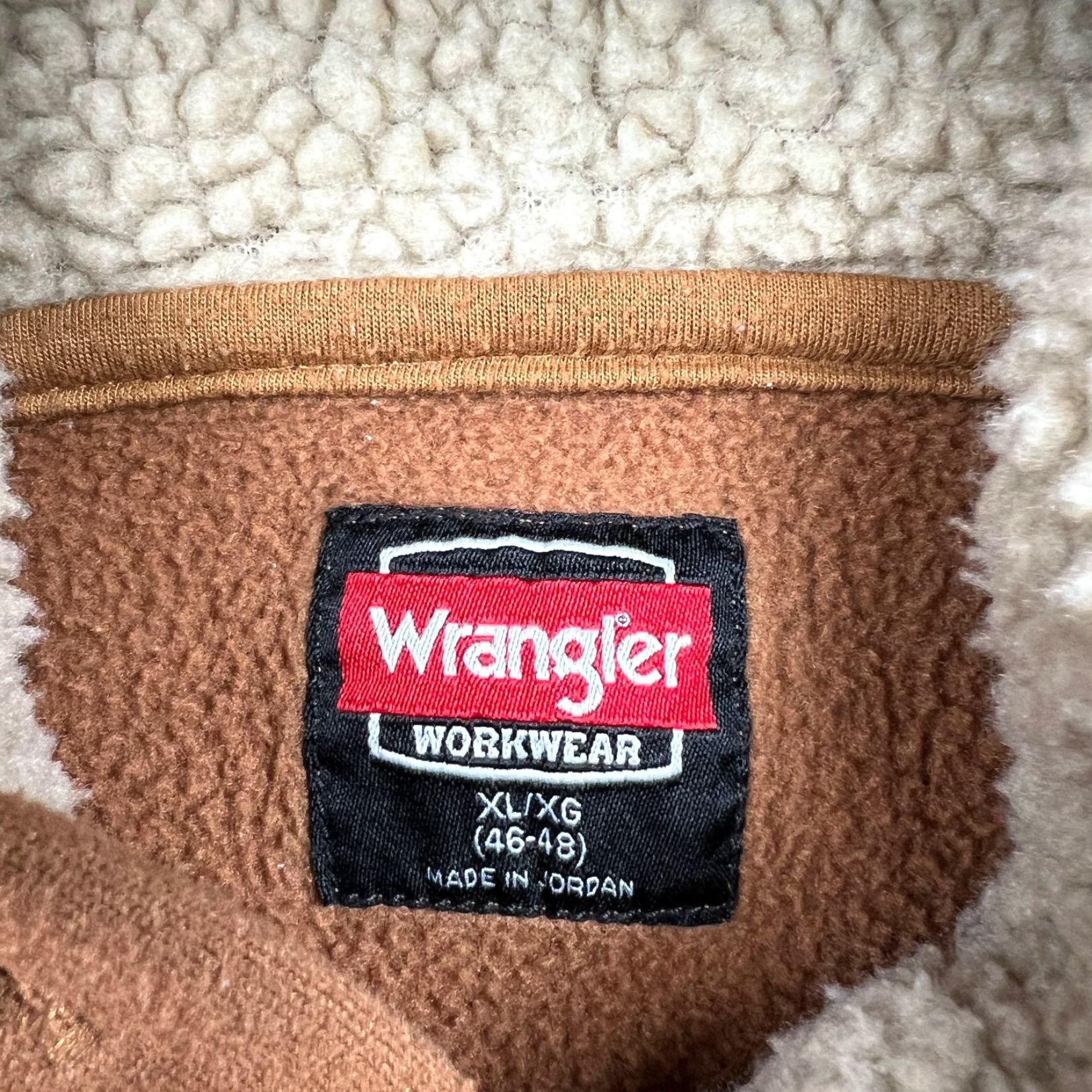 Wrangler Wrangler Workwear Hoodie Men XL Brown Pullover Sherpa Lined Fleece Kangaroo Pocket Winter Workwear Mens Size US XL / EU 56 / 4 - 3 Thumbnail