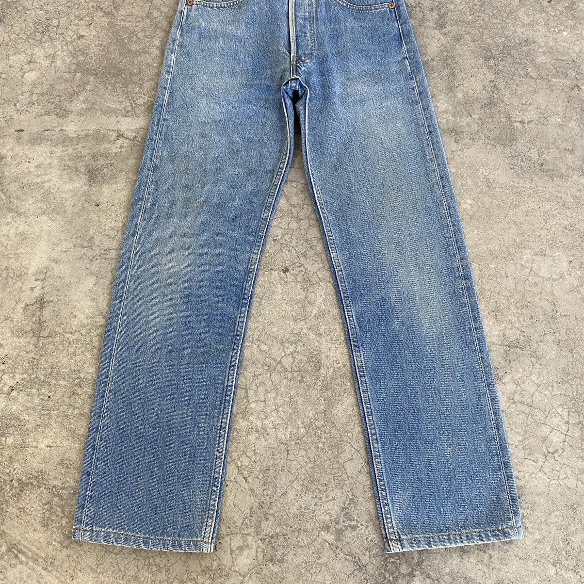 Levi's Vintage Late 80’s Levis 501 Faded Blue Denim Jeans Size US 28 / EU 44 - 4 Thumbnail