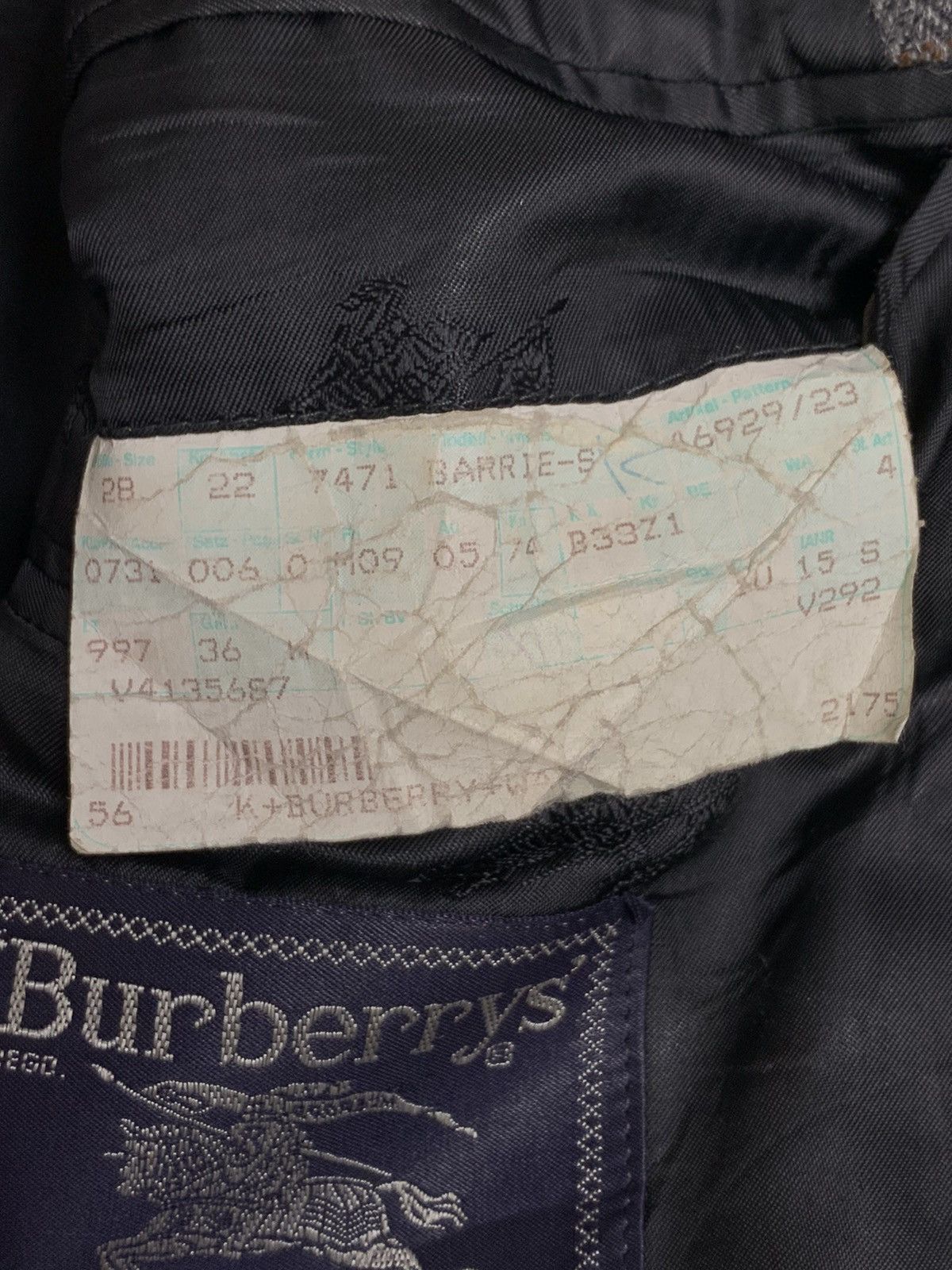 Burberry Vintage Burberrys’ Alpaca & New Wool Herringbone Blazer Grey Size 46S - 16 Thumbnail