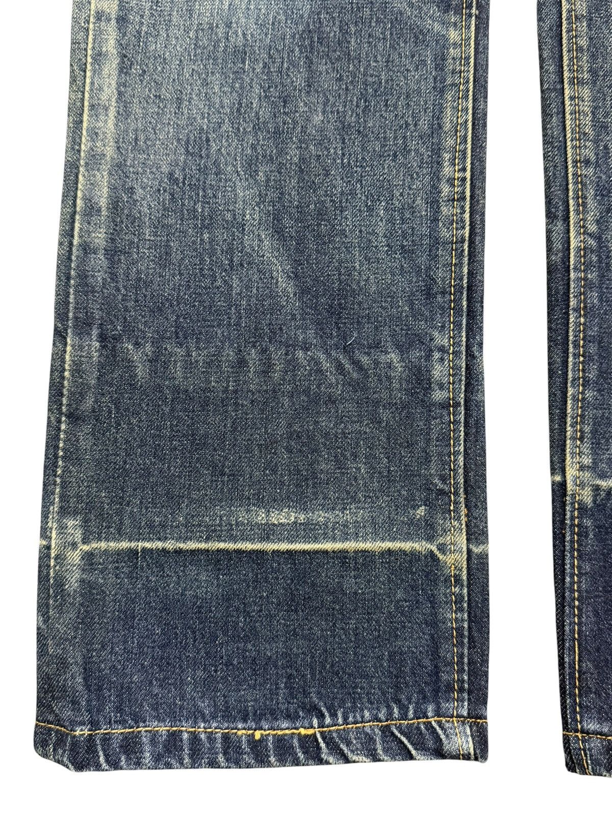 KMRii Vintage Japanese Brand Mud Wash Faded Whiskers Style Jeans Size US 31 - 7 Thumbnail