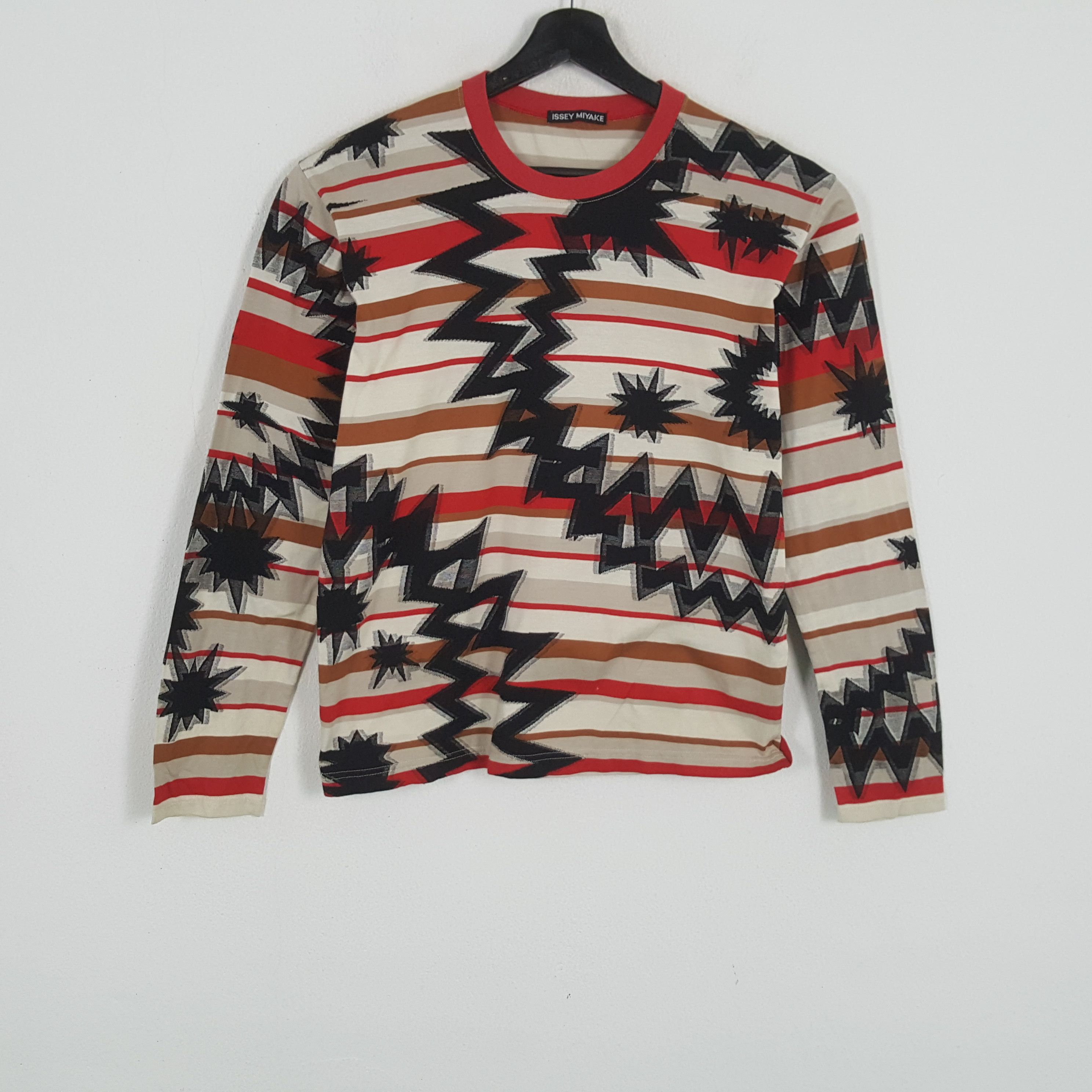 Issey Miyake × Japanese Brand × Vintage ISSEY MIYAKE Japanese Designer Fashion Style Tshirt Size US M / EU 48-50 / 2 - 1 Thumbnail