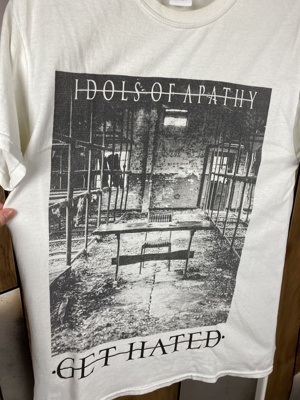 Band Tees 🎸Vintage 00s T-Shirt Rock VTG Tee Idols Of Apathy Get Hated🎸 Size US M / EU 48-50 / 2 - 2 Thumbnail