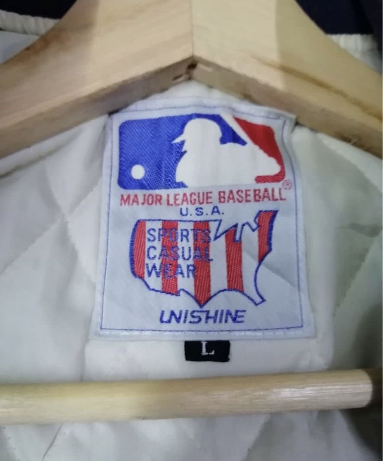 MLB VINTAGE NEW YORK YANKEES MLB SATIN VARSITY JACKET Size US M / EU 48-50 / 2 - 9 Thumbnail