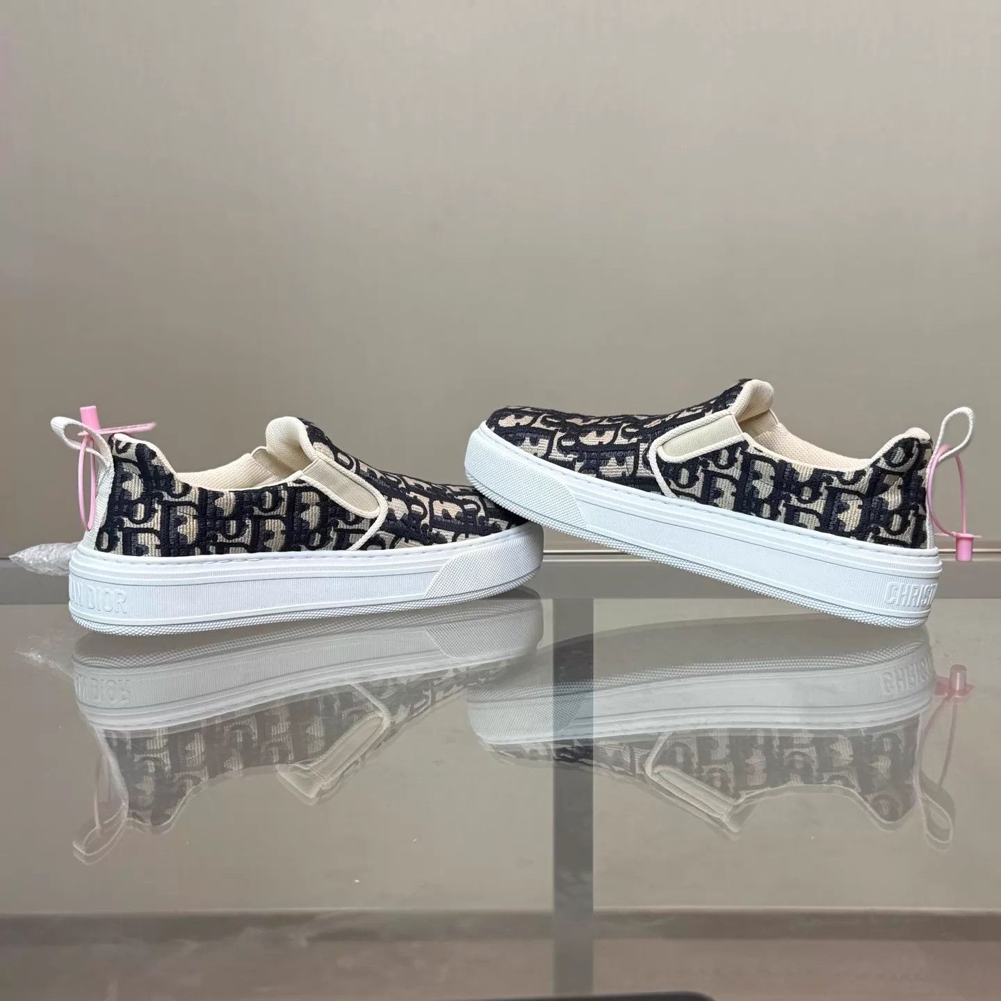 Dior Dior Solar Blue White Print Slip-On Sneaker 37.5 New Unworn Size US 7 / IT 37 - 6 Thumbnail