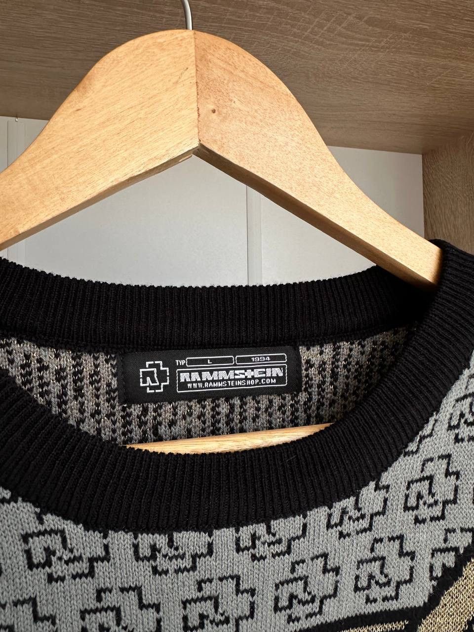 Band Tees × Vintage Vintage Rammstein Rock Band Gray Sweater Center Logo Size US L / EU 52-54 / 3 - 7 Thumbnail
