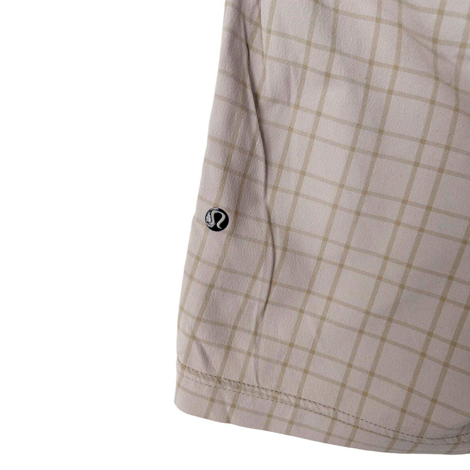 Lululemon Lululemon Tan Plaid Flat Front Shorts Sz 30 Size US 30 / EU 46 - 4 Thumbnail