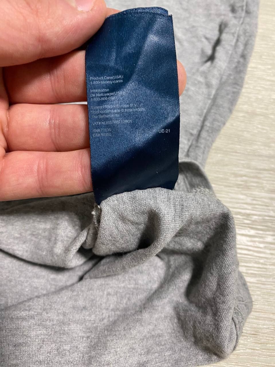 Tommy Hilfiger Tommy Jeans basic logo gray tee Size US XL / EU 56 / 4 - 6 Thumbnail