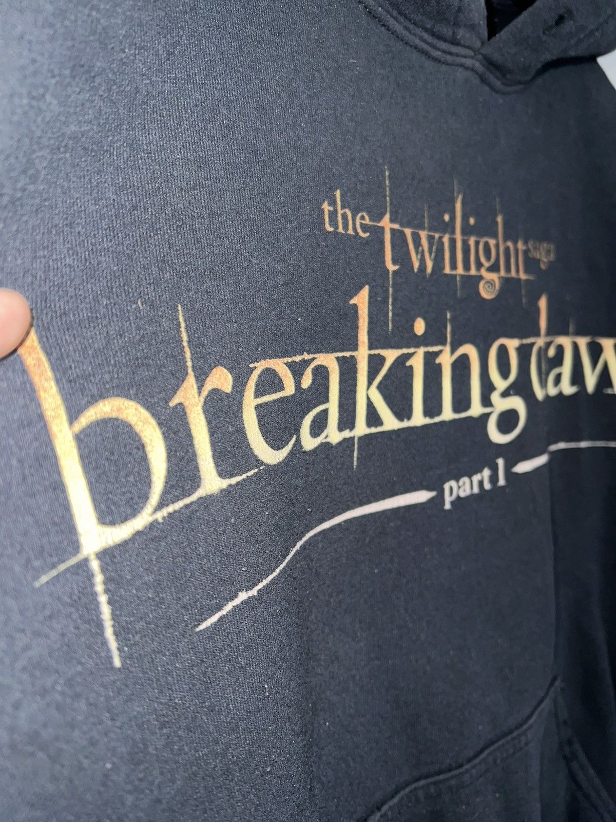 Gildan × Vintage 2011 Twilight vintage black hoodie bella edward Size US S / EU 44-46 / 1 - 14 Thumbnail