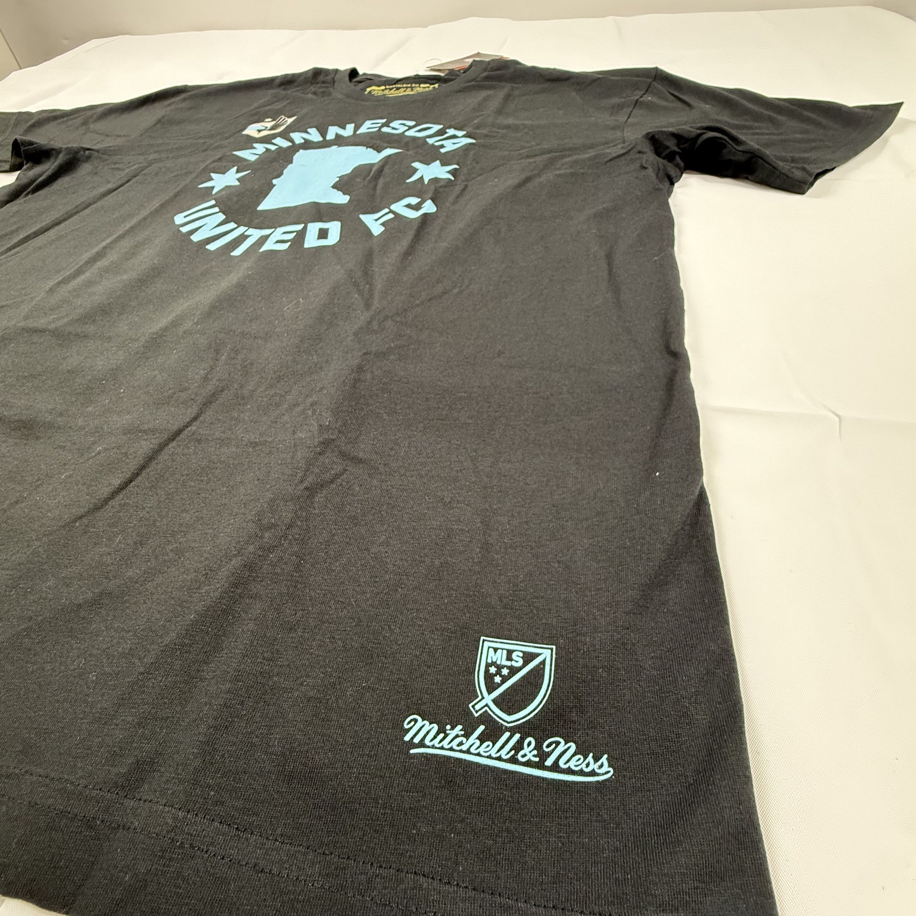 Mitchell & Ness Mitchell & Ness Minnesota United FC MLS Graphic T-Shirt Size US XL / EU 56 / 4 - 2 Thumbnail