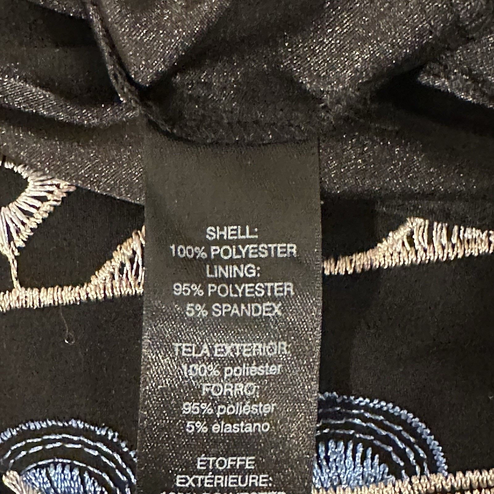 White House Black Market White House Black Market Size 10 Black Aztec Shift Dress Size L / US 10 / IT 46 - 8 Thumbnail