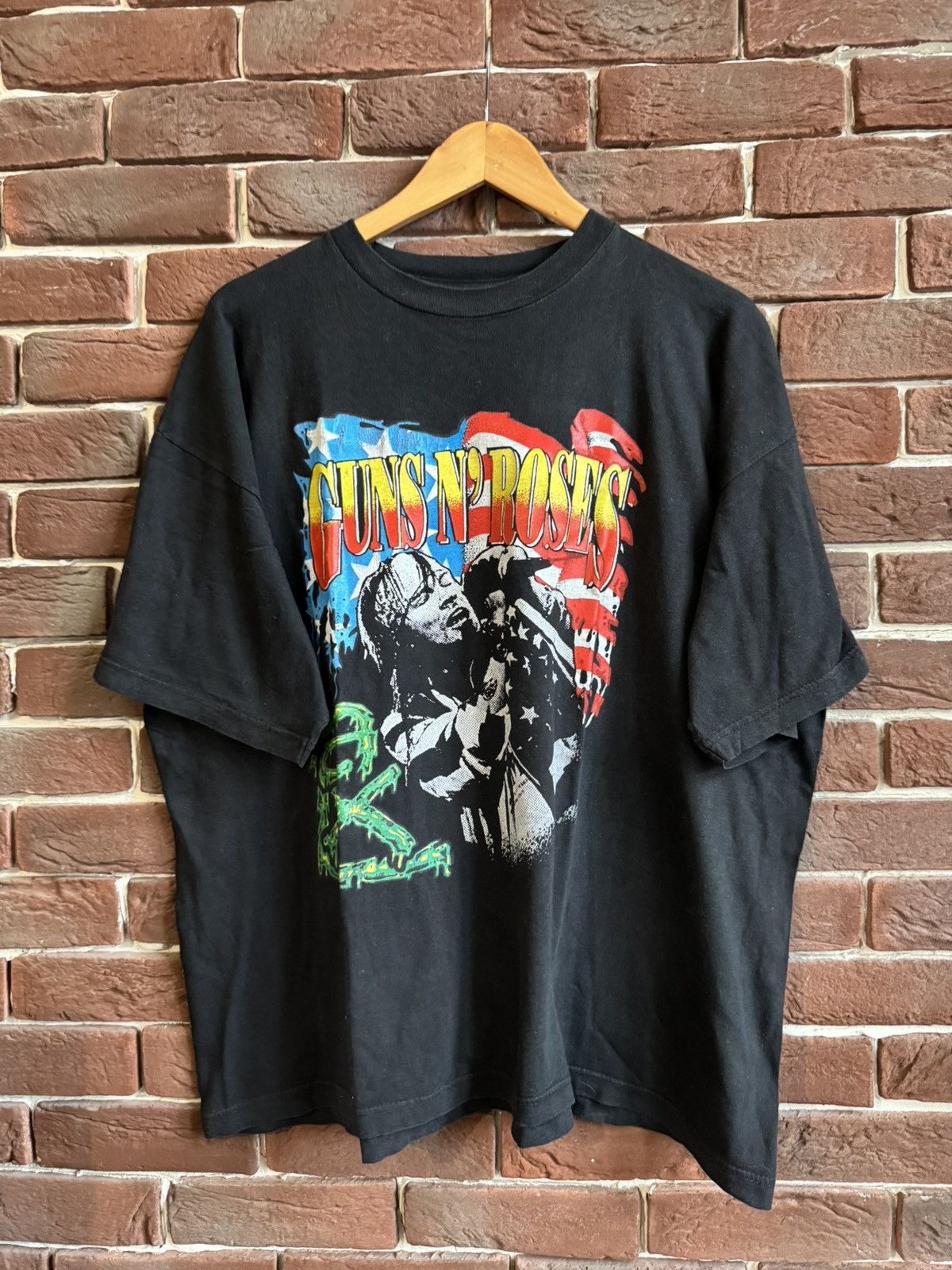 Band Tees Vintage 90s Guns N Roses Axl Rose Rock Band Shirt Black Size US XL / EU 56 / 4 - 1 Thumbnail