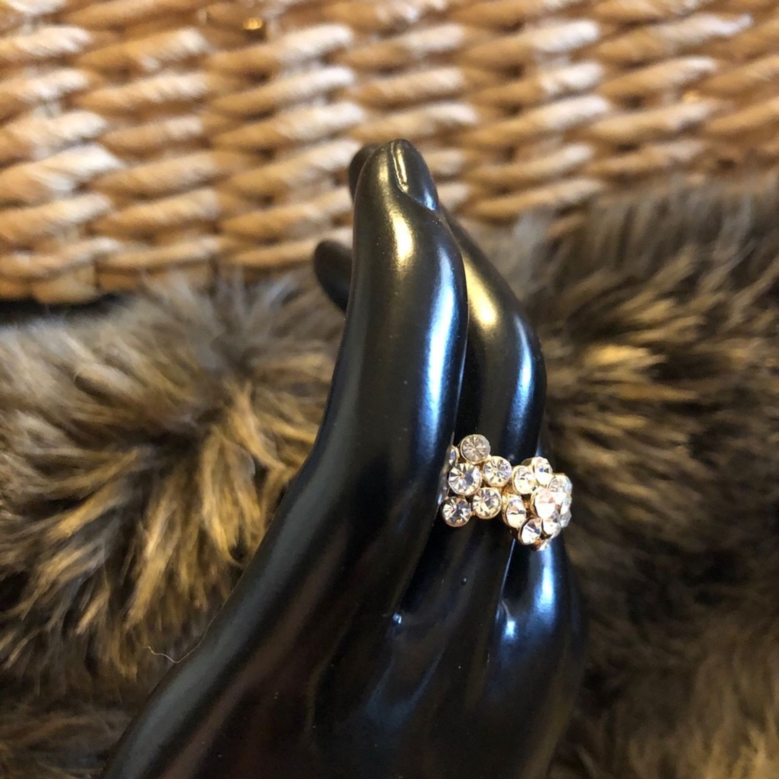 Jewelry Rhinestone flower eternity stretch band Size ONE SIZE - 6 Thumbnail