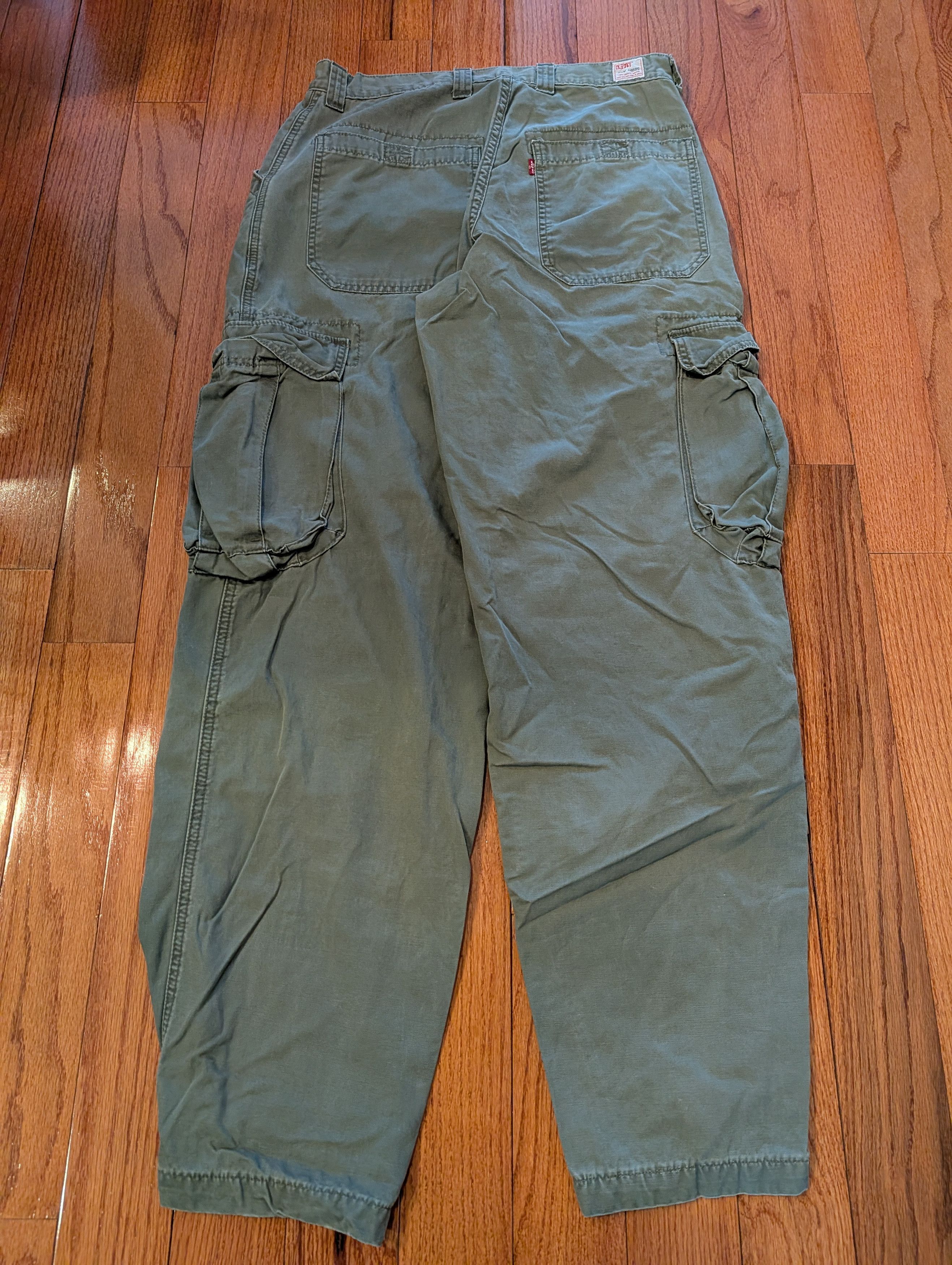 Levi's Levi’s 541 Athletic Taper Cargo Pants Green Men’s 33x34 Size US 33 - 1 Thumbnail