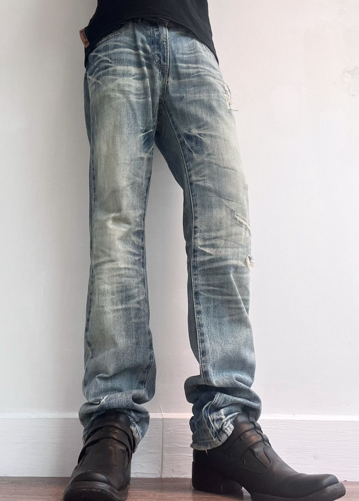 Undercover Undercover Faded Whisker Jeans Size US 32 / EU 48 - 4 Thumbnail