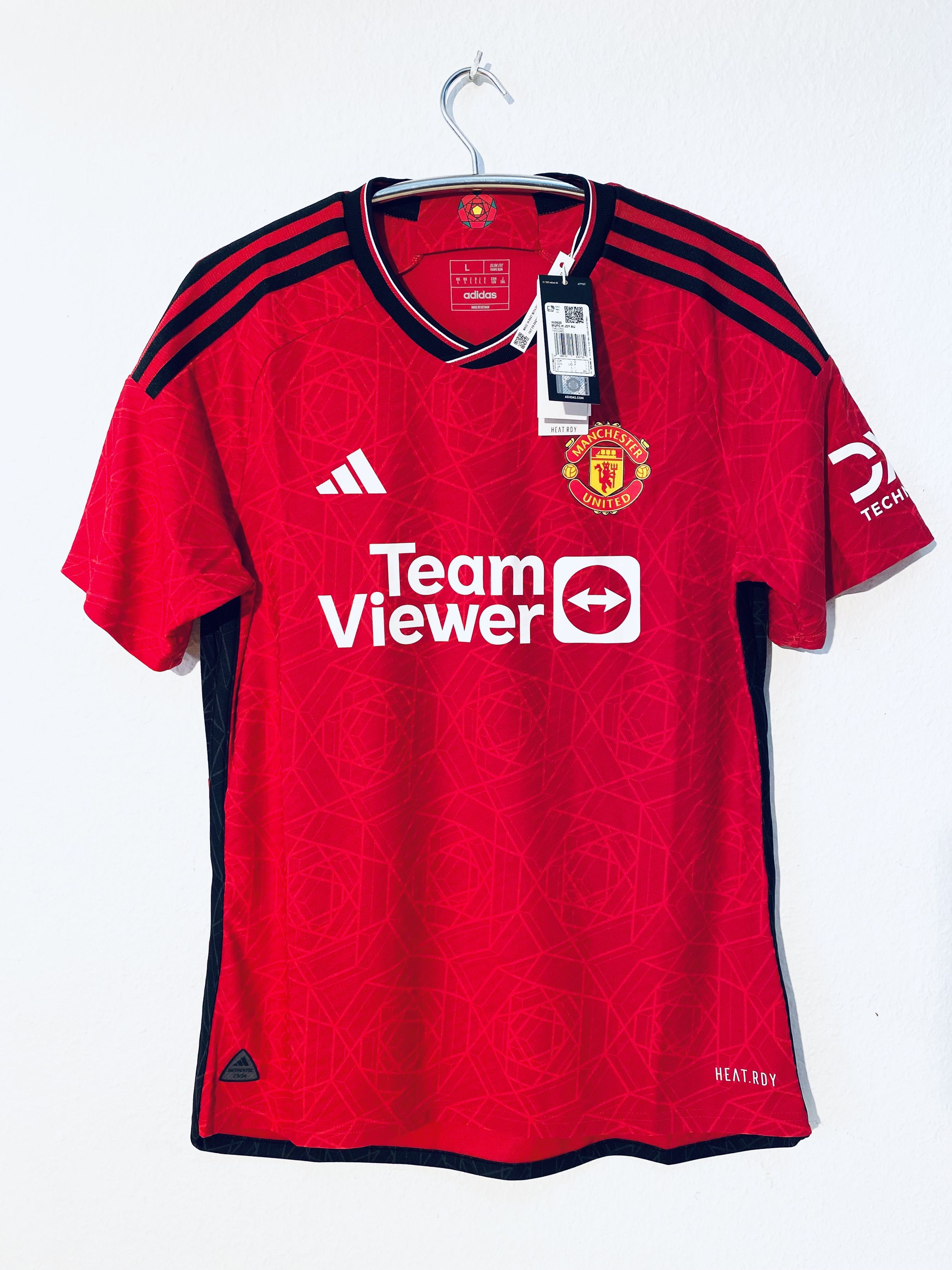 Adidas Authentic BNWT Manchester United Home Jersey 2023 - 2024 Size US L / EU 52-54 / 3 - 2 Thumbnail