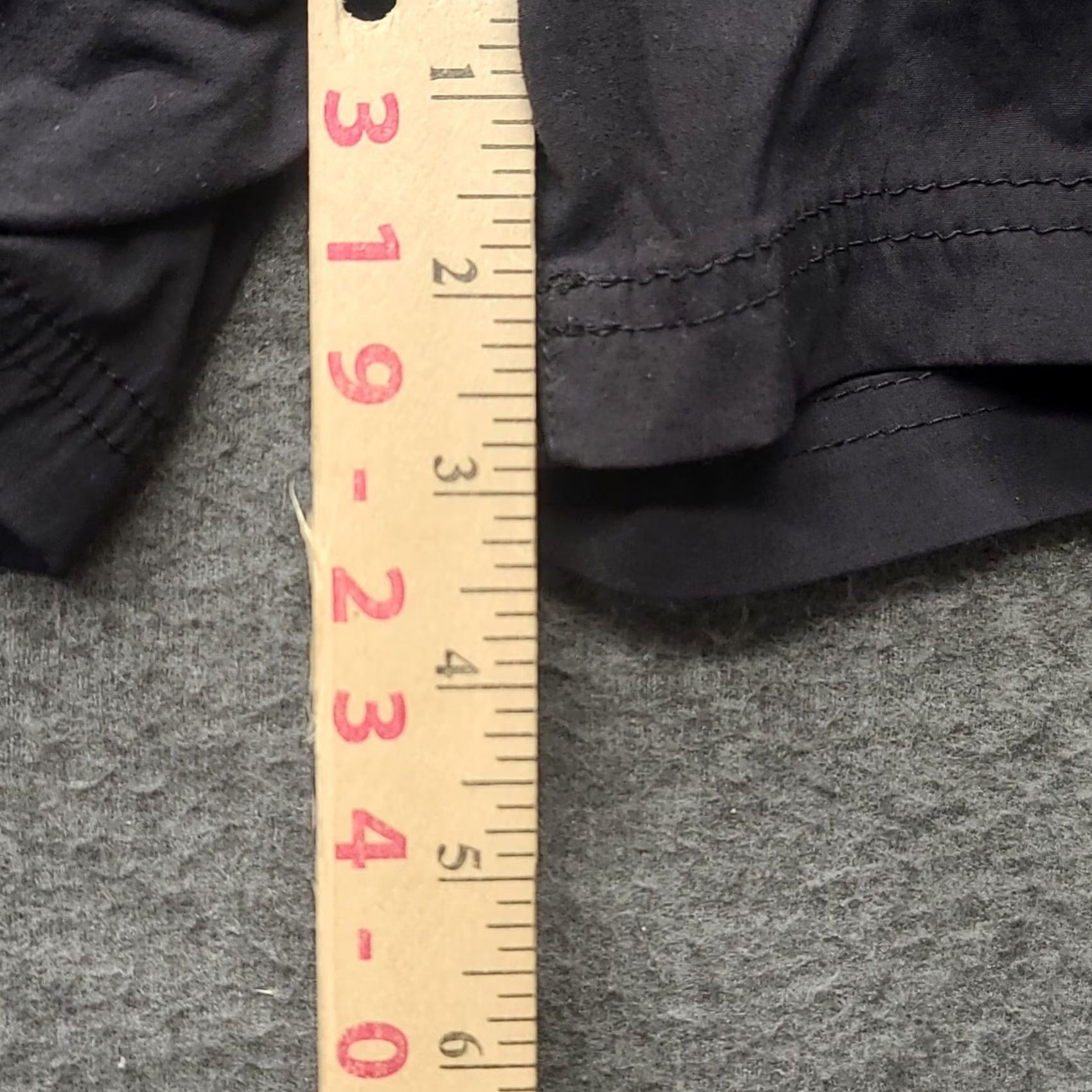 Eddie Bauer Eddie Bauer Travex Shorts Womens 8 Mid Rise Cargo Hiking Outdoors Belted? No. Size 30" / US 8 / IT 44 - 5 Thumbnail