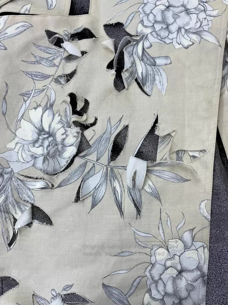 Maison Margiela Maison Margiela Khaki flower printed hole skirt Size 26" / US 2 / IT 38 - 2 Thumbnail