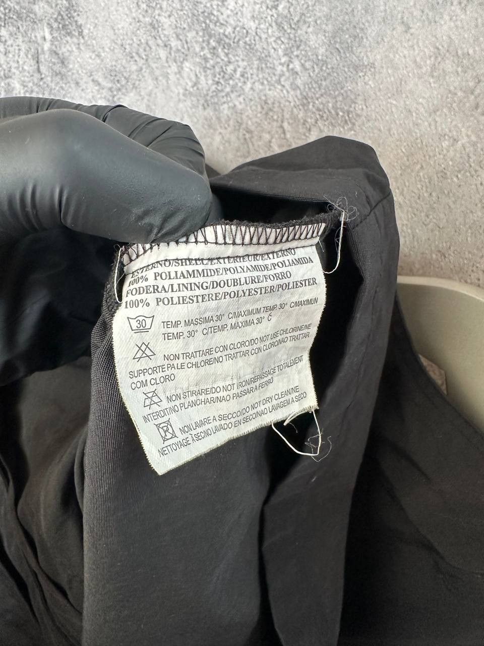 Versace RRP $1265 Versace Classic Black Waterproof Field Rain Jacket Size US L / EU 52-54 / 3 - 18 Thumbnail