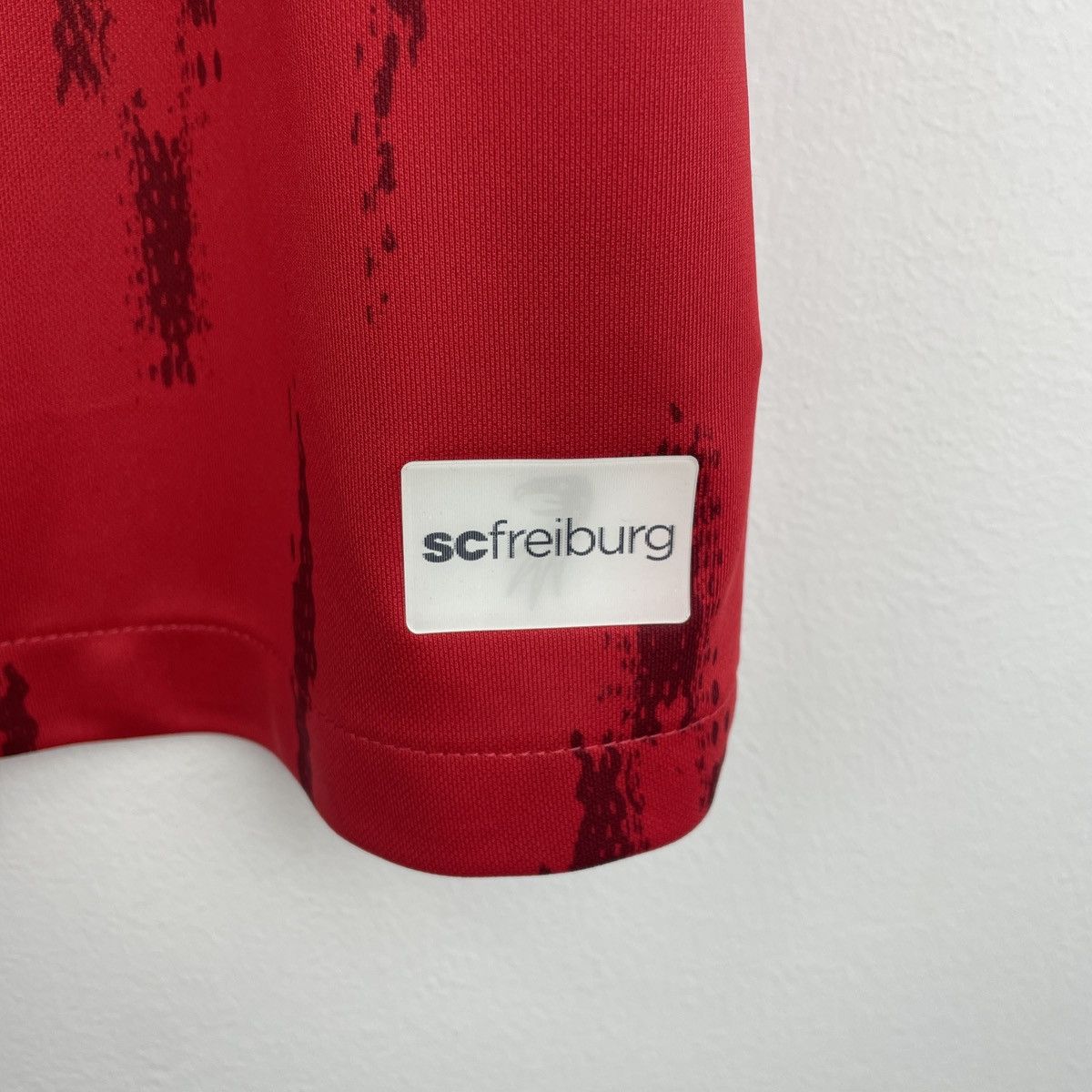 Nike SC Freiburg Home Nike Men’s Jersey Shirt 2024/2025 Size US XXL / EU 58 / 5 - 6 Thumbnail
