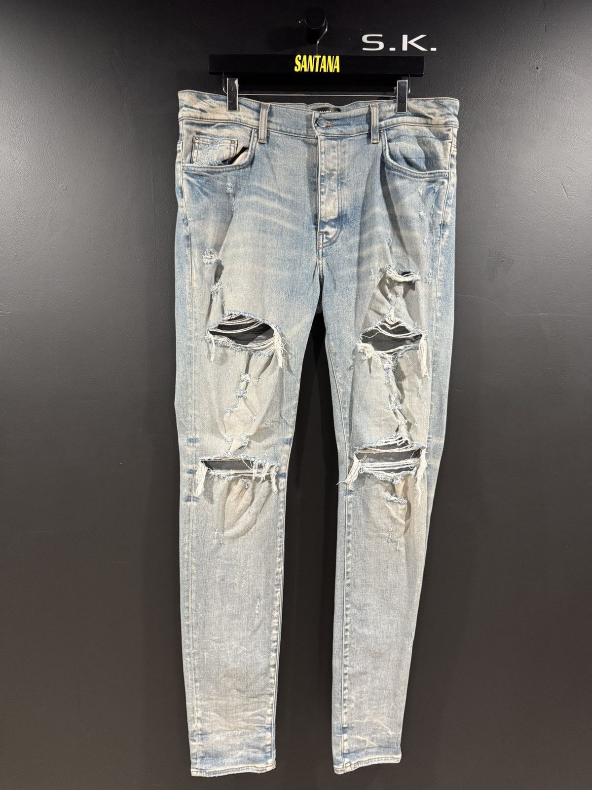 Amiri Amiri Thrasher Plus Distressed Stacked Denim Jeans 36x34 Size US 36 / EU 52 - 1 Thumbnail