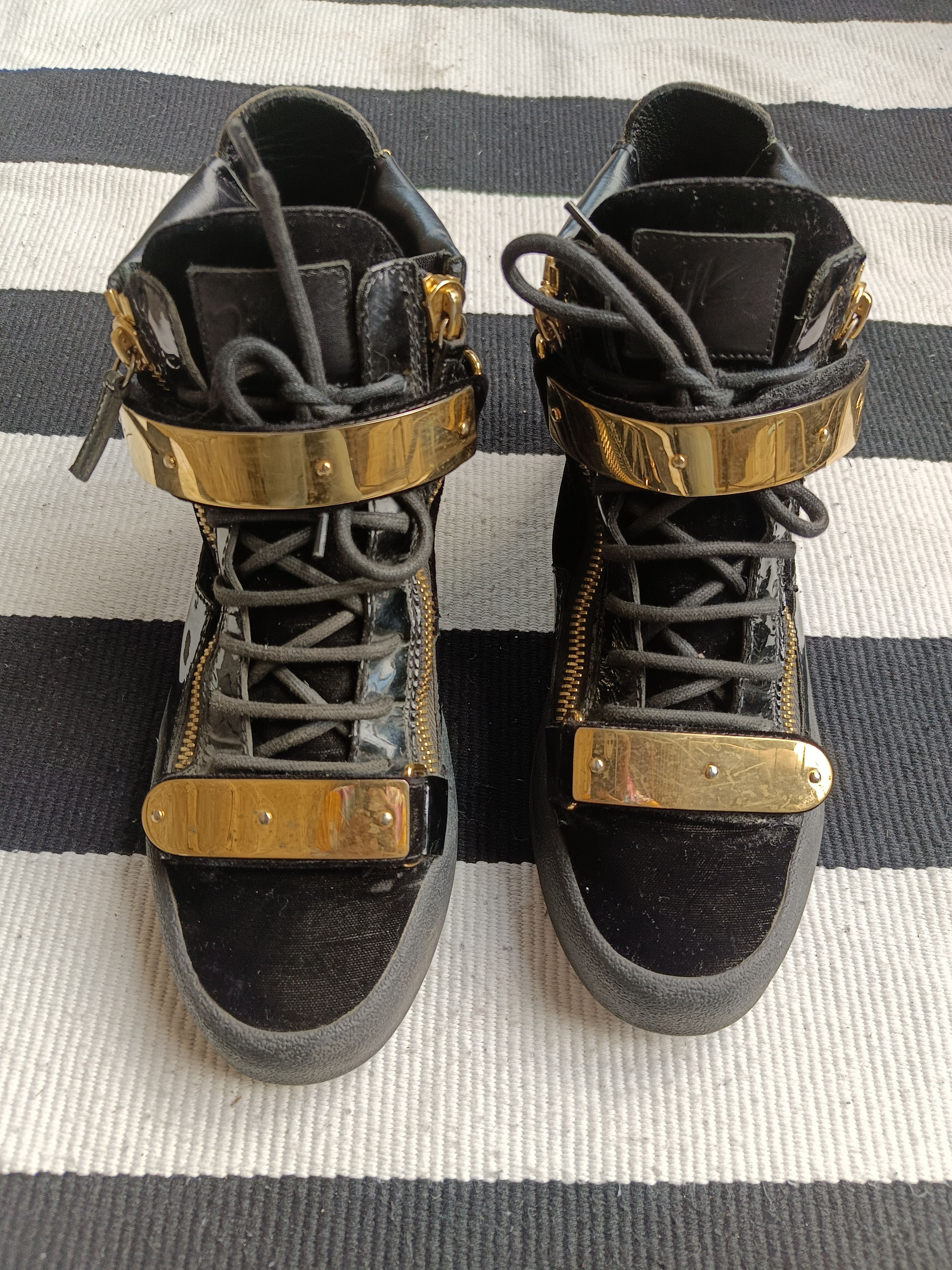 Giuseppe Zanotti Giuseppe Zanotti Gold Strap Velvet High Top Sneakers Size US 8.5 / EU 41-42 - 2 Thumbnail