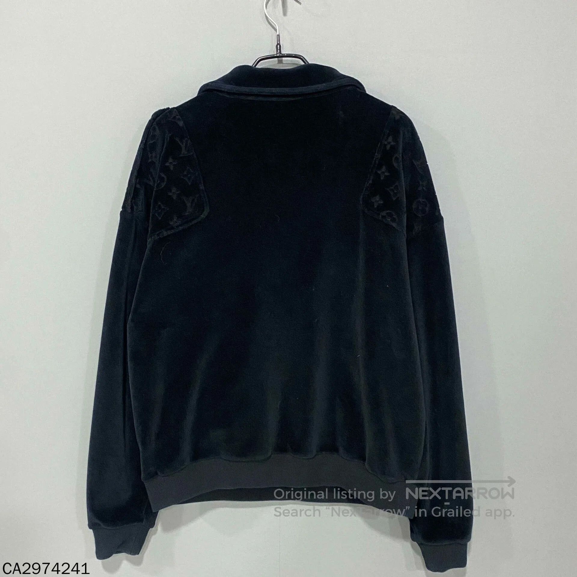 Louis Vuitton Louis Vuitton Velvet Logo Stand Collar Jacket. Size US XS / EU 42 / 0 - 3 Thumbnail