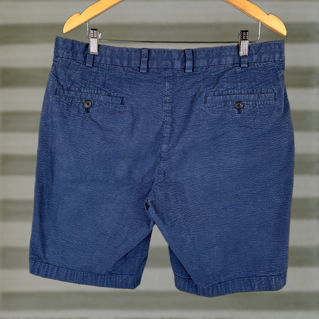 Brooks Brothers Brooks Brothers Bermuda Short Mens 36 Navy Seersucker 10" Inseam Beach Preppy | Regular Fit | Cotton Blue Colorful Preppy Mens Shorts Size US 36 / EU 52 - 1 Thumbnail