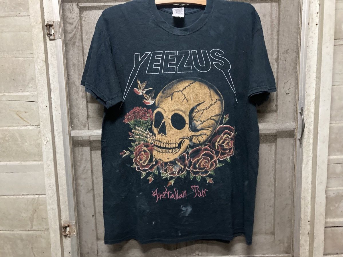 Yeezy Vintage T Shirts Yeezy Kanye West Australia Tour 2014 Size XL / US 12-14 / IT 48-50 - 1 Thumbnail