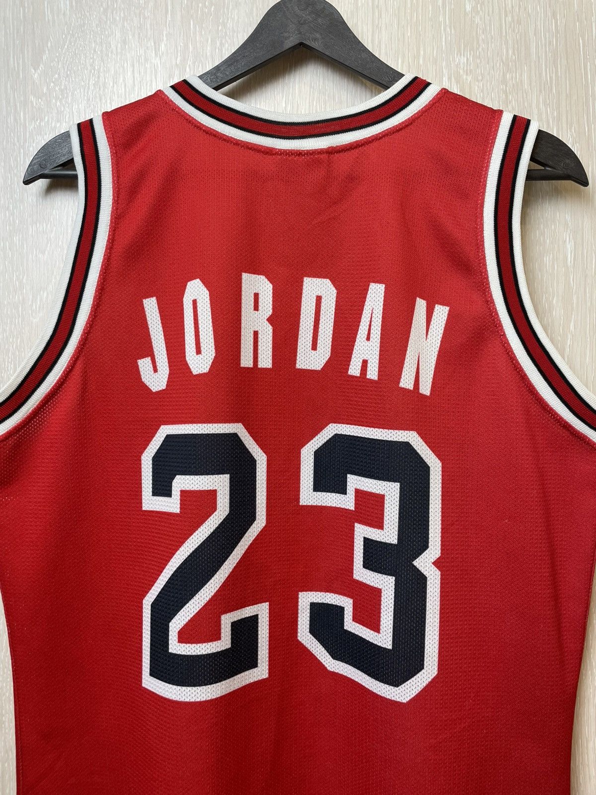 Champion × NBA × Vintage Vintage Champion Chicago Bulls Michael Jordan 23 Jersey Size US S / EU 44-46 / 1 - 5 Thumbnail