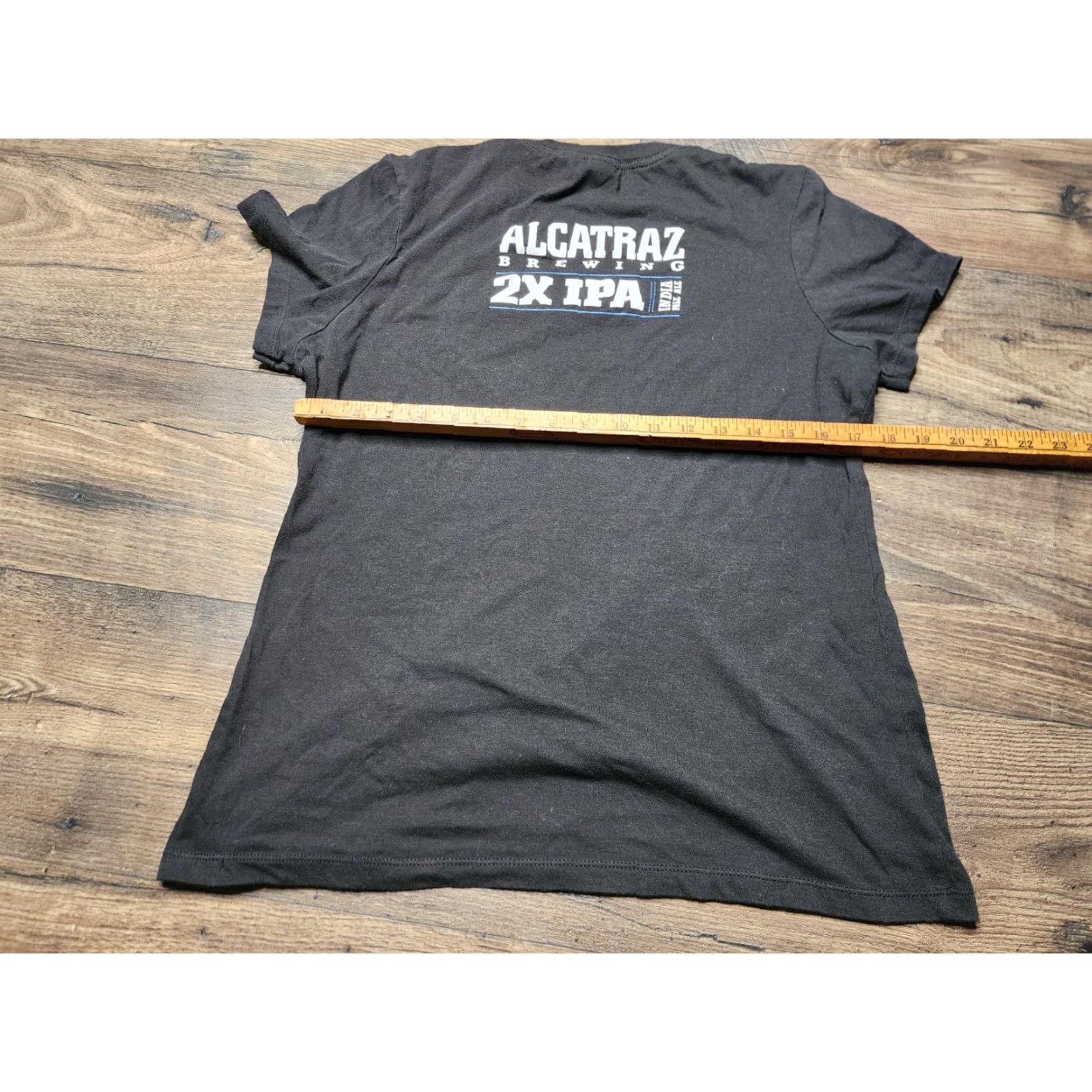 Doublet Womens L Alcatraz Brewing Co. Why Escape T Shirt Black V-Neck Short Sleeve Double-Sided IPA Beer Promo Size L / US 10 / IT 46 - 2 Thumbnail