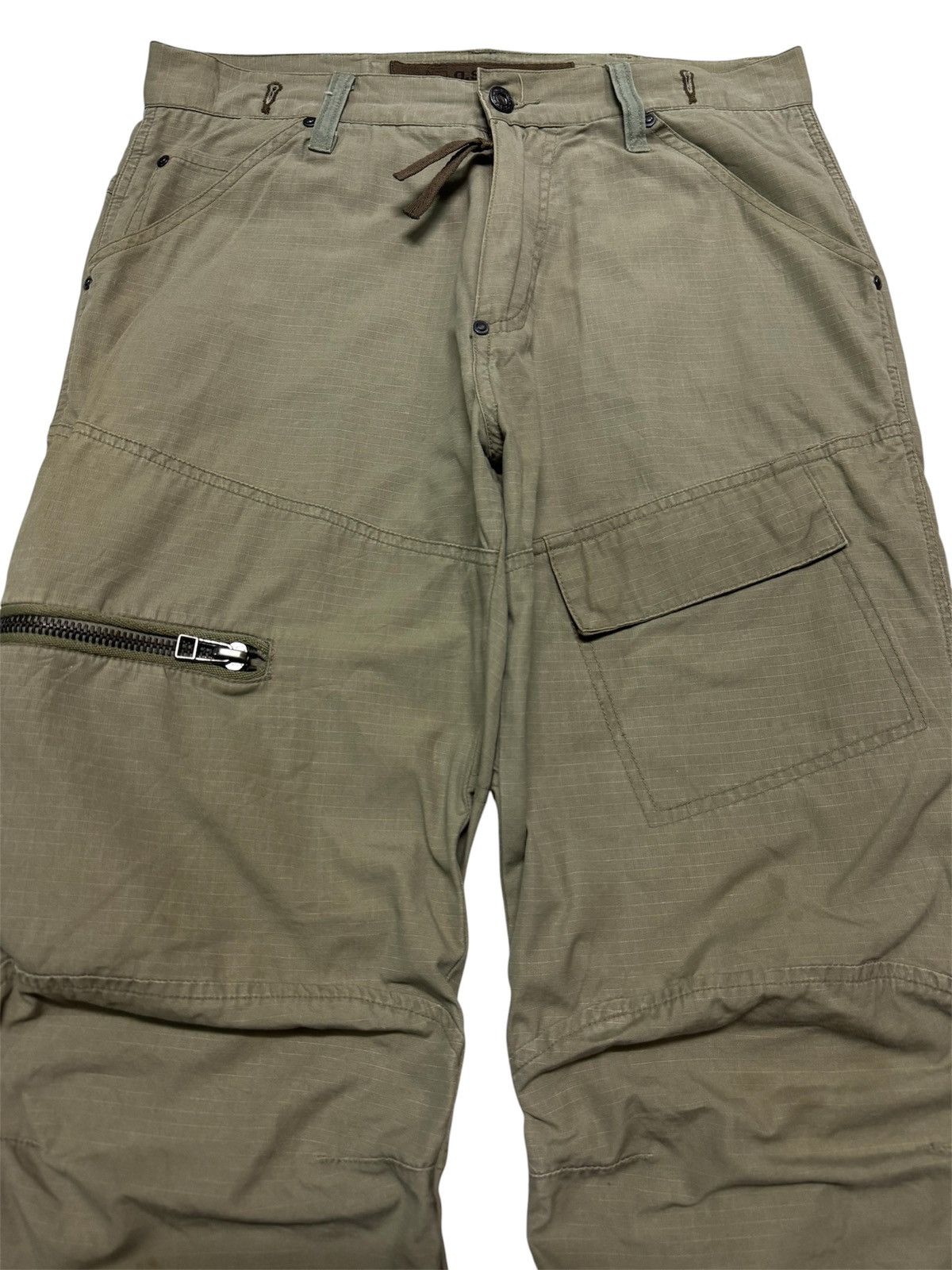 Undercover G-STAR RAW x S.C ARMY ELWOOD SICK MULTIPOCKET DOUBLE KNEE Size US 30 / EU 46 - 7 Thumbnail