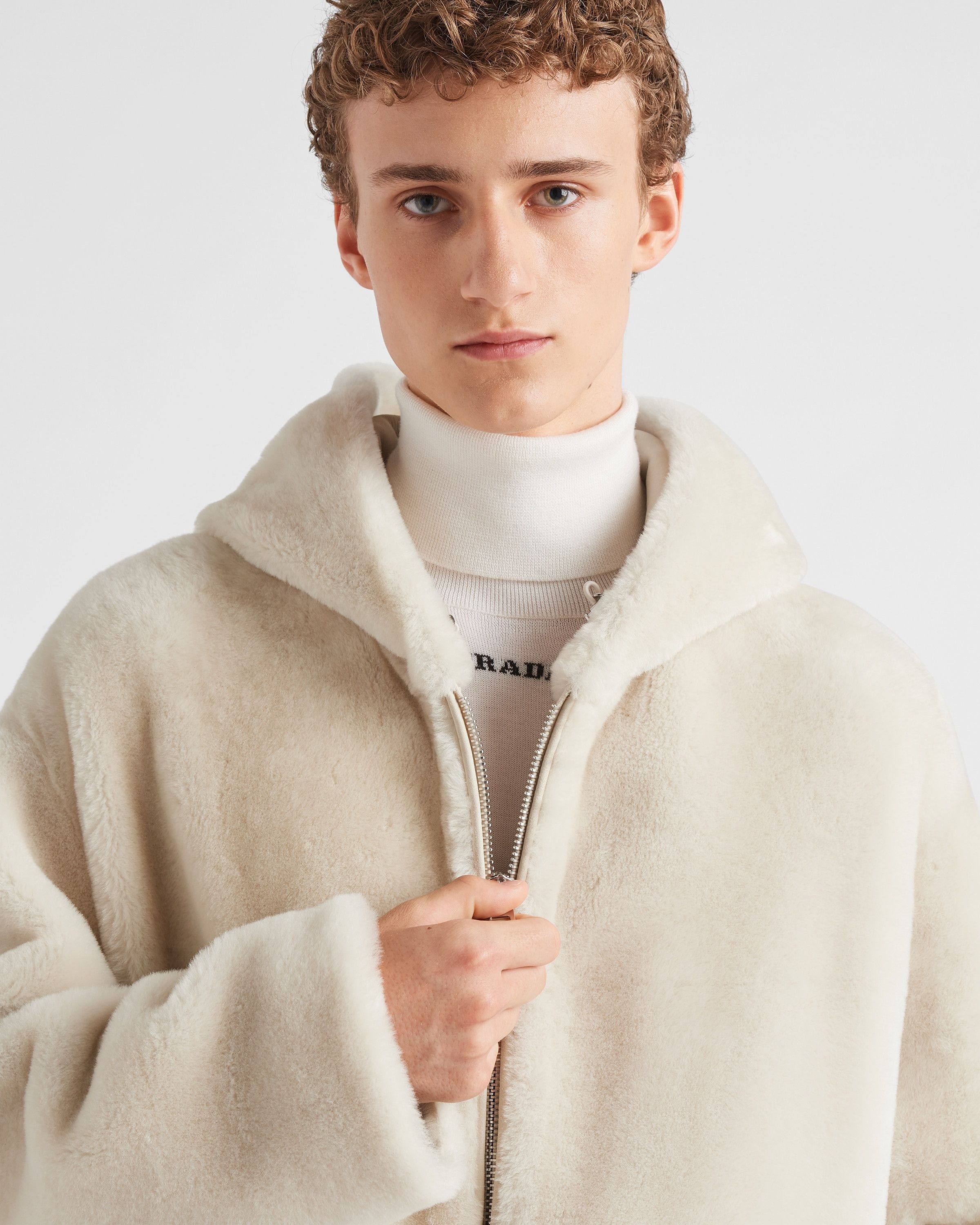 Prada o1bcso1str1025 Montone Shearling Jacket in Ivory Size US L / EU 52-54 / 3 - 3 Thumbnail