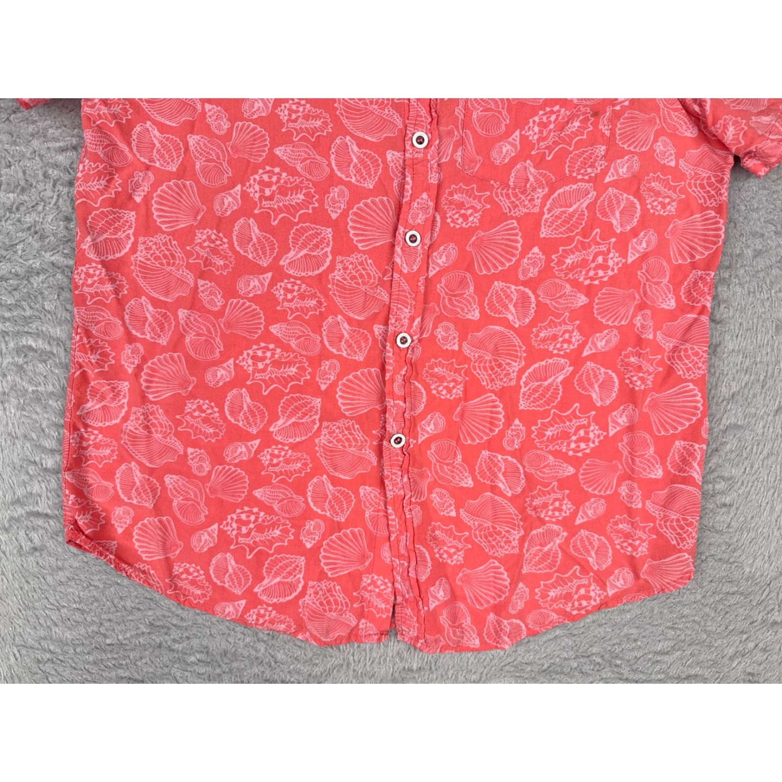 Vintage Cove Shirt Men M Pink White Seashells 100% Rayon Button Up Pocket Hawaiian Logo: Resort Vacation Luau Aloha American Geometric Short Sleeve Size US M / EU 48-50 / 2 - 5 Thumbnail