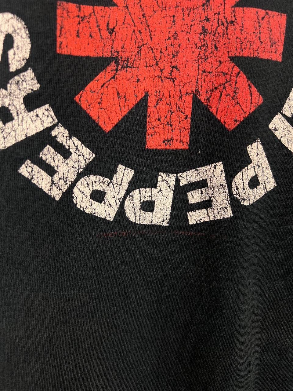 Other Red Hot Chilli Peppers vintage band t-shirt size XL Size US XL / EU 56 / 4 - 4 Thumbnail