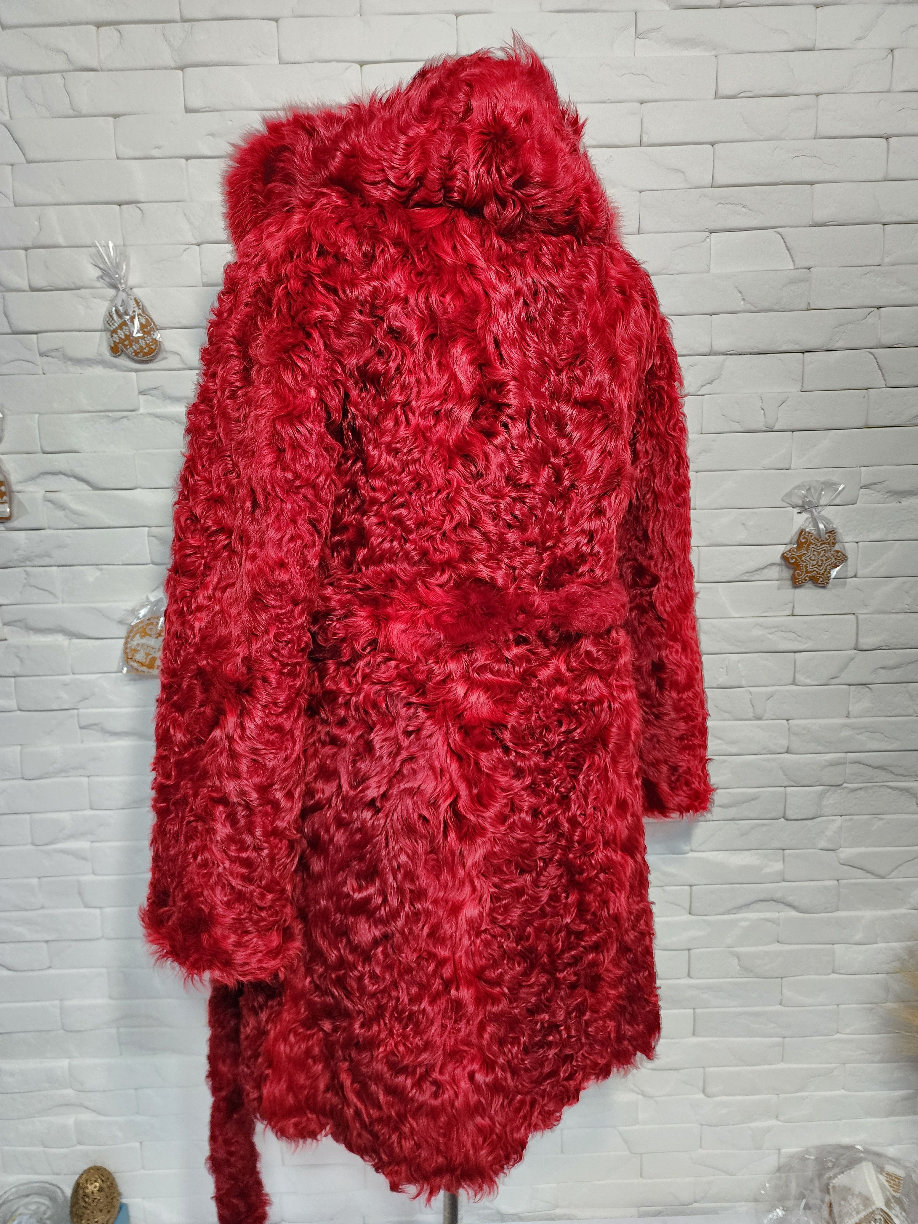 Uniqlo Stylish Women's Fur Coat. Warm Burgundy Hooded Coat. Size L / US 10 / IT 46 - 7 Thumbnail