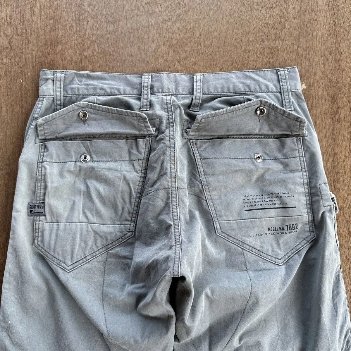 Japanese Brand STEALS💥IZ FRONTIER VINTAGE WORKWEAR DOUBLEKNEE BONDAGE PANT Size US 30 / EU 46 - 16 Thumbnail