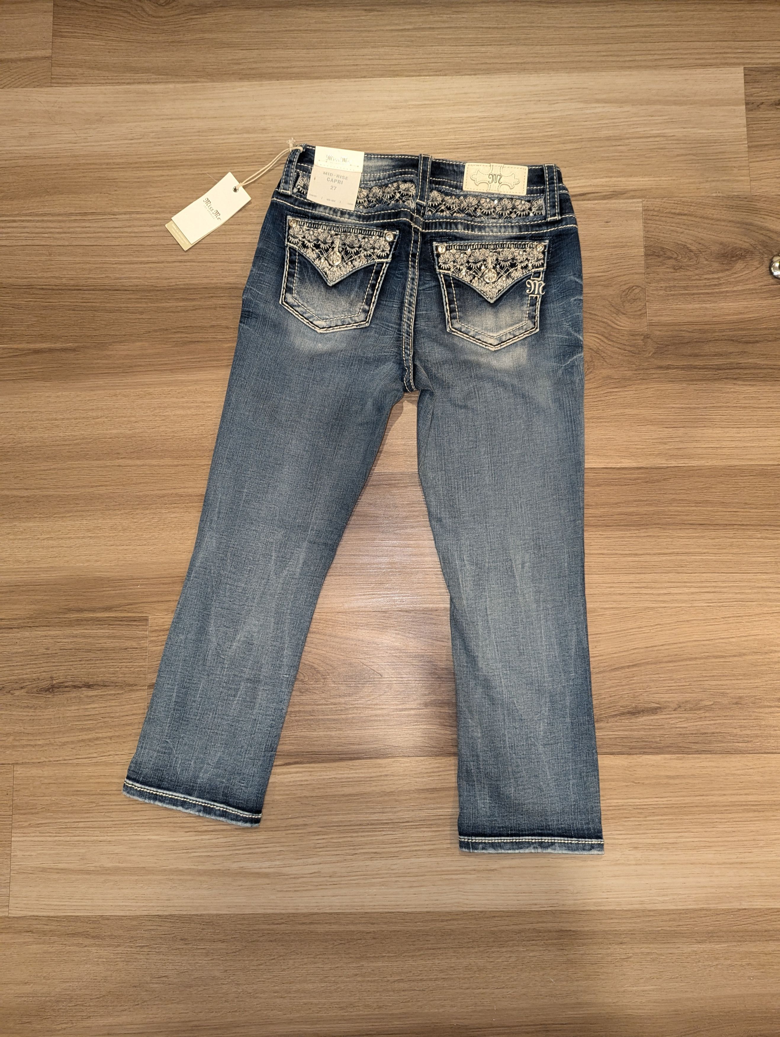 Miss Me Miss Me Womens Capri Jeans Size 27 Y2k BNWT bling rhinestone Size 27" / US 4 / IT 40 - 2 Thumbnail