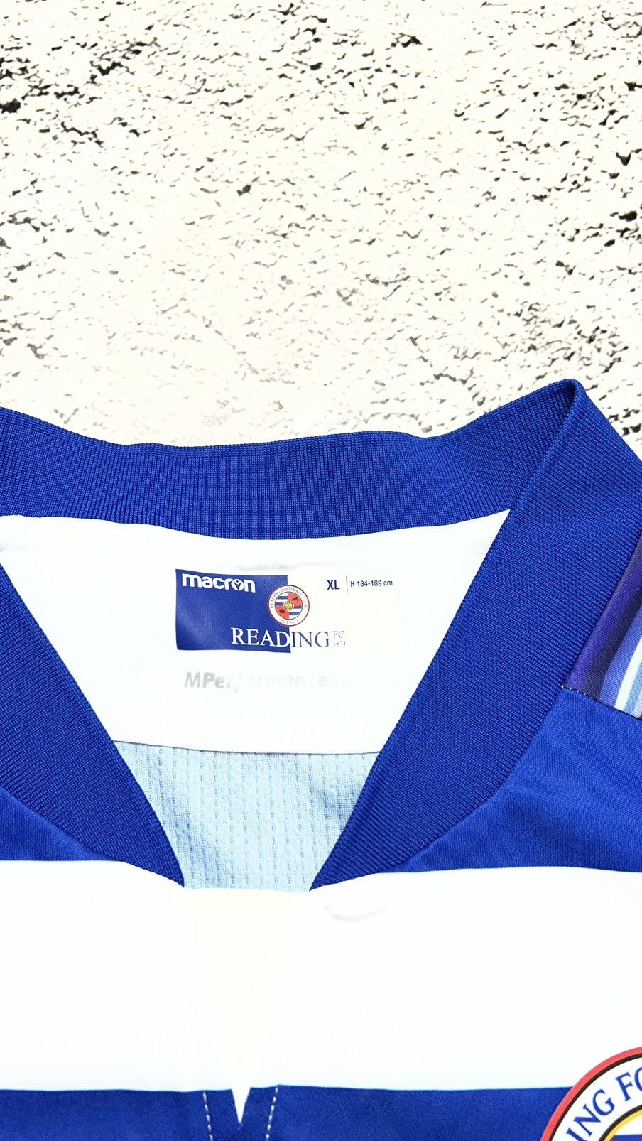 Macron 2022-2023 FC Reading macron jersey Size US XL / EU 56 / 4 - 4 Thumbnail