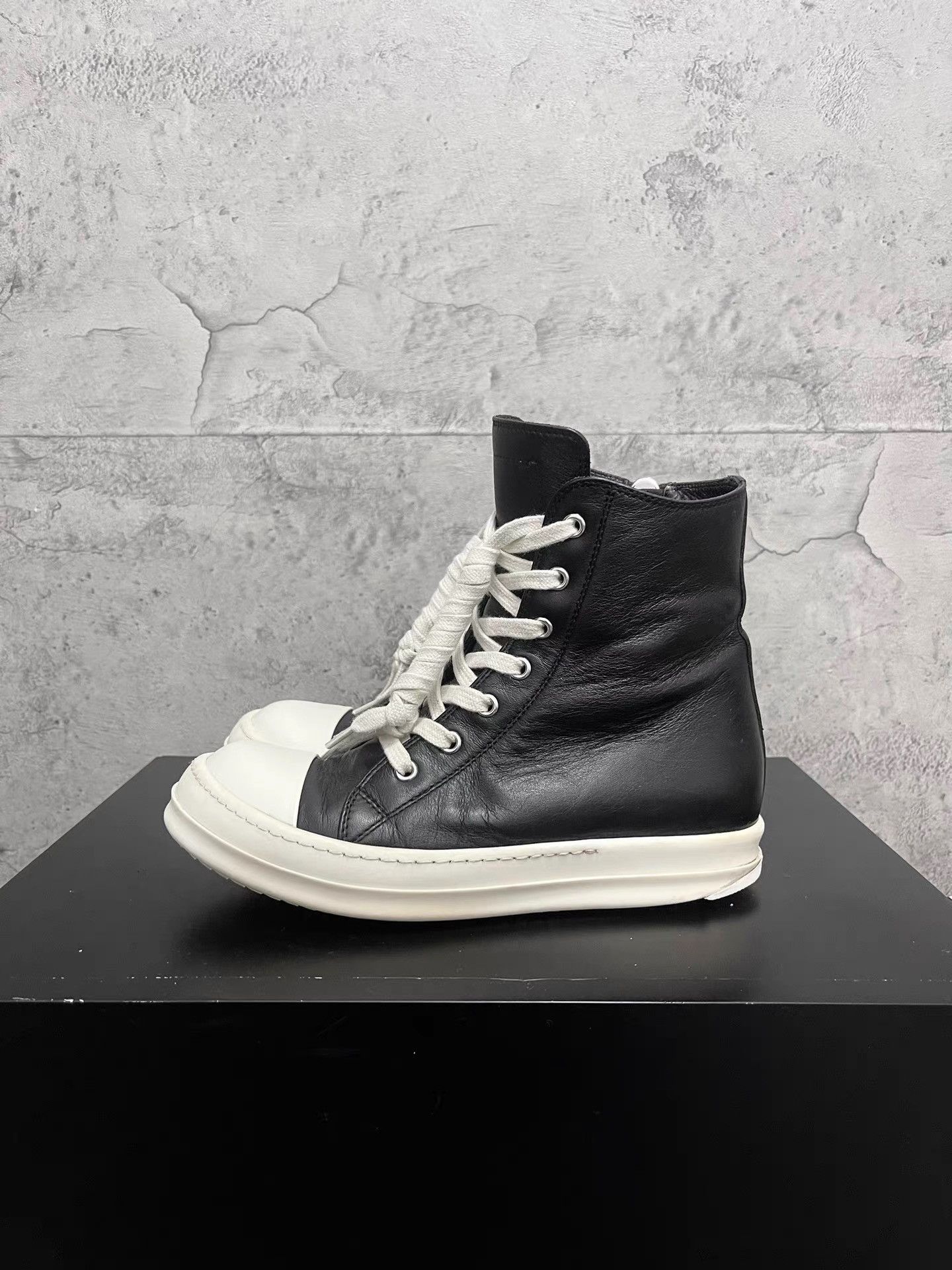 Rick Owens Rick Owens Mainline Leather High-Top Sneakers K34 Size US 6.5 / IT 36.5 - 2 Thumbnail